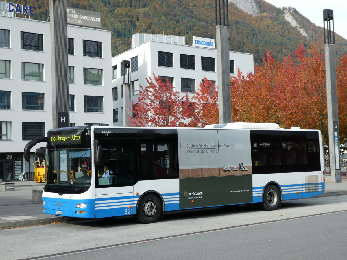 (229'544) - BSW Sargans - Nr. 321/SG 297'506 - MAN/Gppel am 20. Oktober 2021 beim Bahnhof Sargans