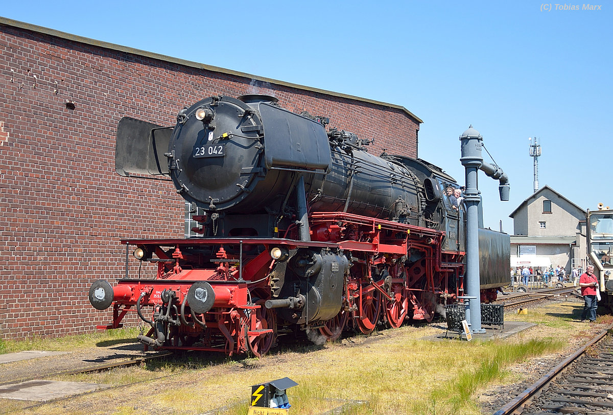 23 042 bei F�hrerstandsmitfahrten am 07.05.2016