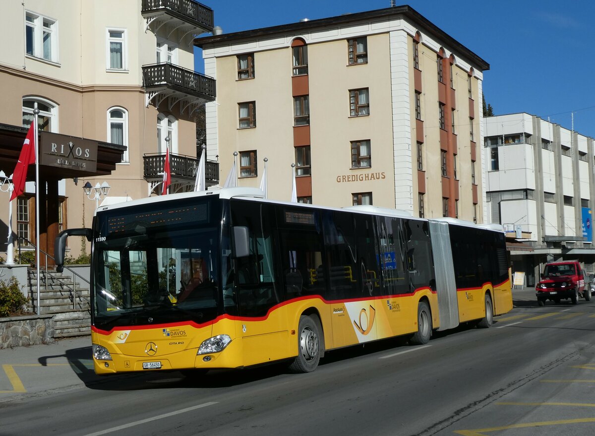 (230'539) - PostAuto Graub�nden - GR 56'450 - Mercedes am 12. November 2021 beim Bahnhof Davos Dorf