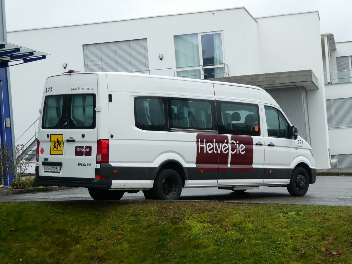 (230'766) - Helv�Cie, Satigny - Nr. 123/VD 521'581 - MAN am 14. November 2021 in M�genwil, Waldspurger+B�hlmann