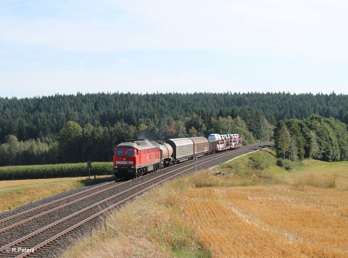 232 093 zieht den 51717 NNR - LLE Frankenwald Umleiter bei Neudes. 28.08.16