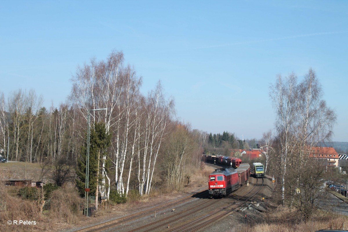 232 209-7 fhrt mit dem 51612 Seddin - Nrnberg Frankenwald-Umleiter in Marktredwitz ein. 18.03.16