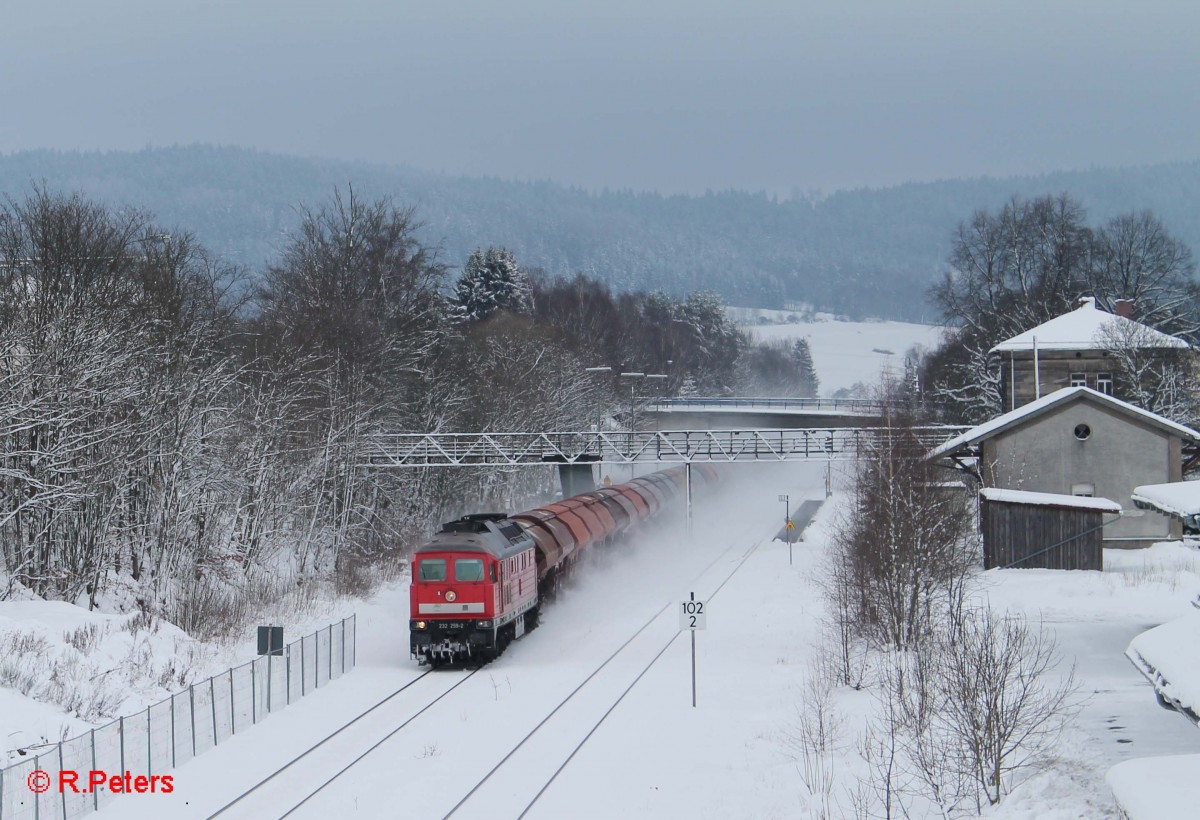 232 259-2 durchfährt Immenreuth mit dem 47386 LovoChemie Düngerzug Cheb-Nürnberg. 01.02.15