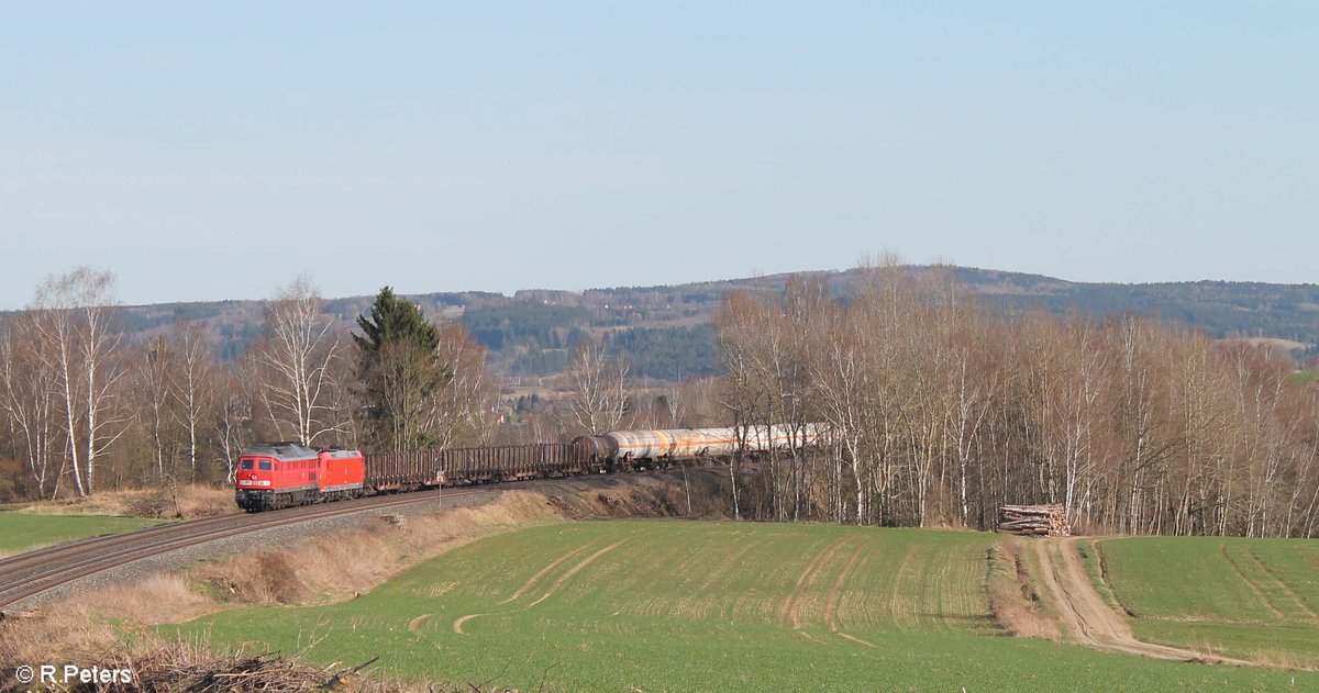 232 262-0 und GA 185 198 zieht bei Unterthölau den EZ 51724 Nürnberg - Leipzig. 31.03.17