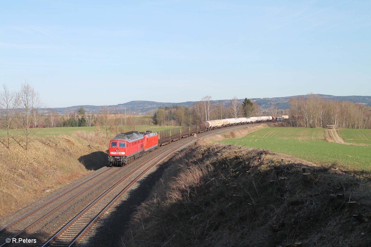 232 262-0 und GA 185 198 zieht bei Unterthölau den EZ 51724 Nürnberg - Leipzig. 31.03.17