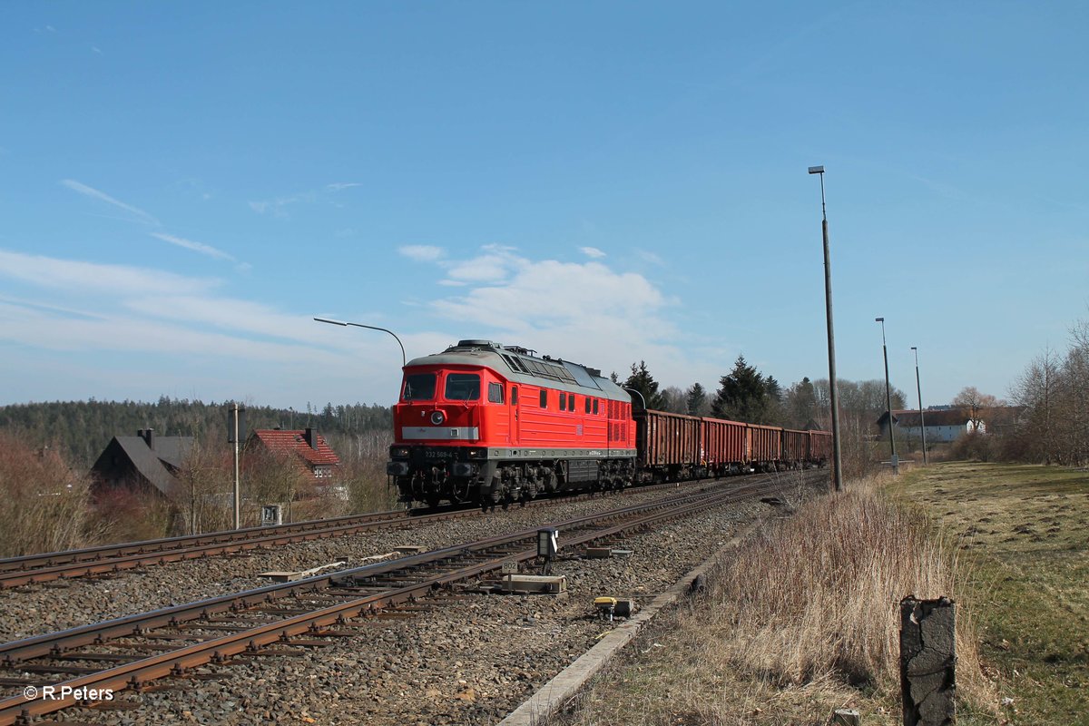 232 569-4 fährt mit dem 45365 Nürnberg - Cheb in Pechbrunn ein. 18.03.16