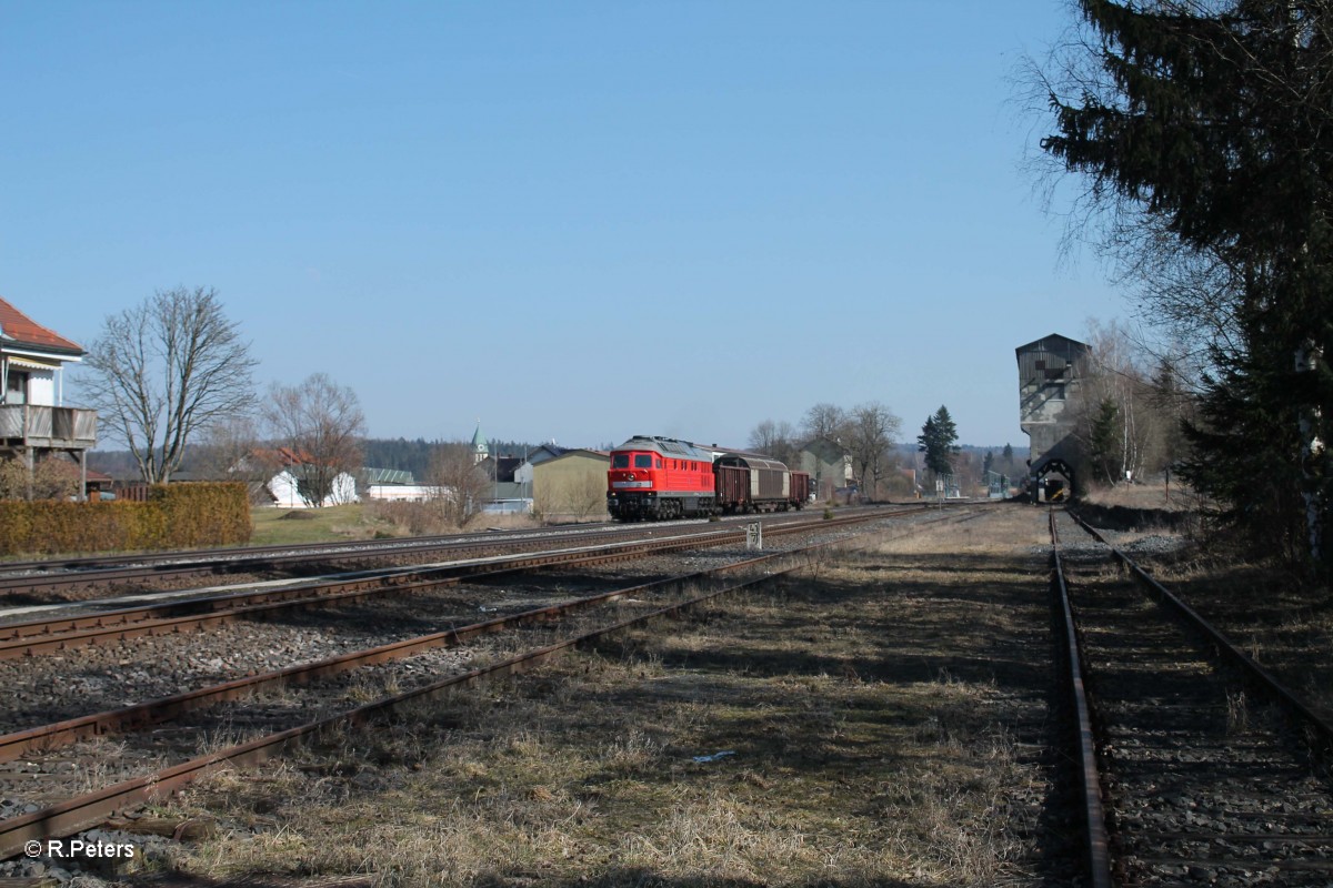 232 569-4 mit einem nur 3 Wagen 45365 Nrnberg - Cheb in Pechbrunn. 17.03.16