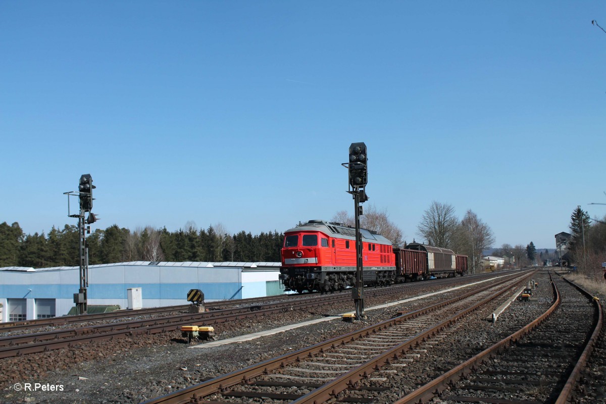 232 569-4 mit einem nur 3 Wagen 45365 Nrnberg - Cheb in Pechbrunn. 17.03.16