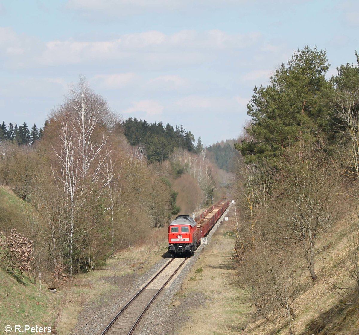 232 569 mit den 45392 Langschienen nach NNR in Seuen. 25.04.21