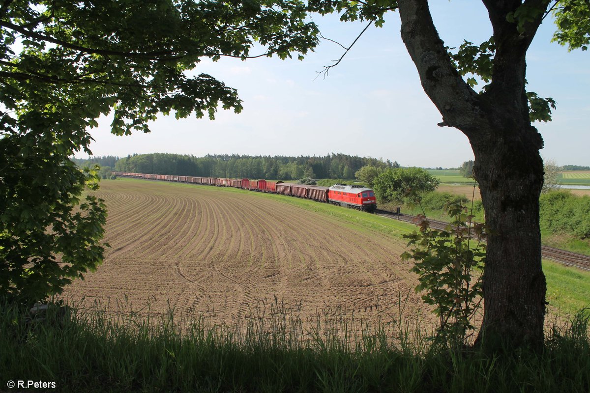 232 609 zieht bei Oberteich den EZ 45367 NNR - XTCH in Richtung Marktredwitz. 23.05.17