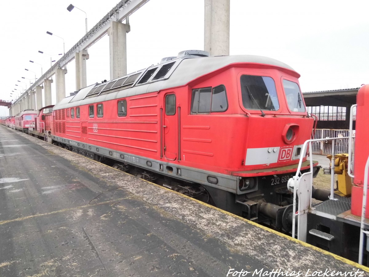 232 693 abgestellt in Mukran/R�gen am 2.1.16