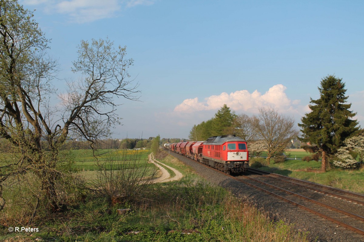 232 906-8 mit dem 51651 Frankenwald Umleiter Leipzig Engelsdorf - Nürnberg bei Waldershof. 24.04.14