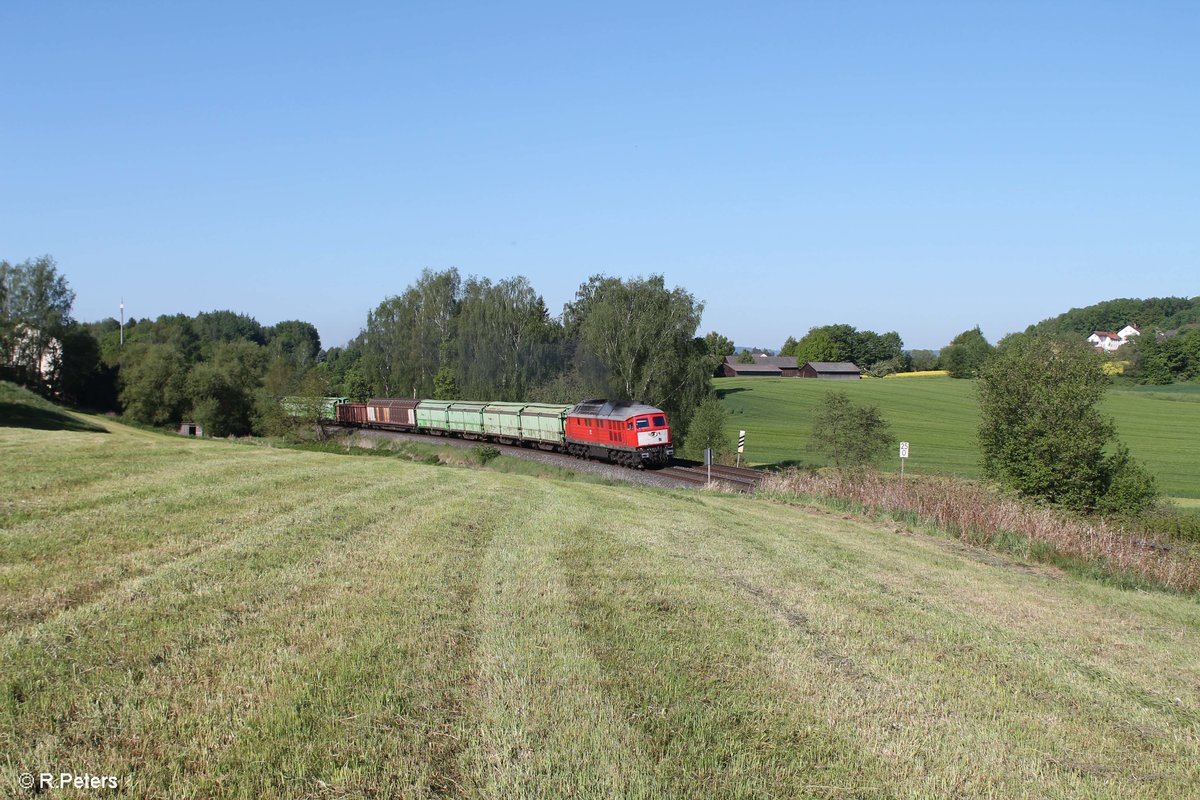 232 909 zieht bei Escheldorf den EZ 45367 NNR - XTCH. 27.05.17