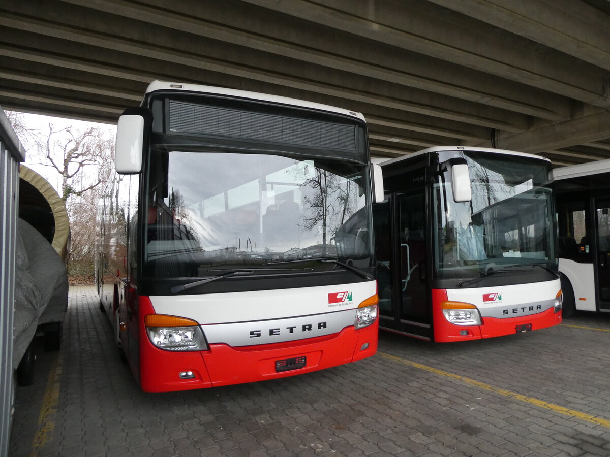 (232'725) - CJ Tramelan - Nr. 123 - Setra am 6. Februar 2022 in Kerzers, Murtenstrasse