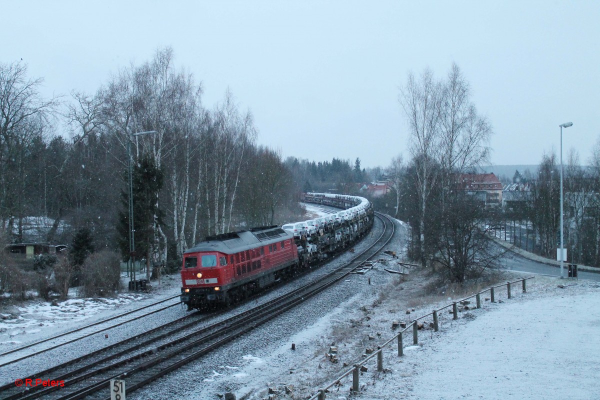 233 176 bei der Einfahrt in Marktredwitz mit dem 51683 Zwickau - Nürnberg. 28.02.15