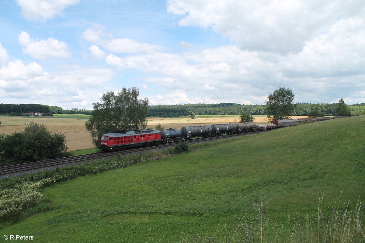 233 321 zieht den umgeleiteten EZ 45362 XTCH - NNR bei Letten. 16.07.17