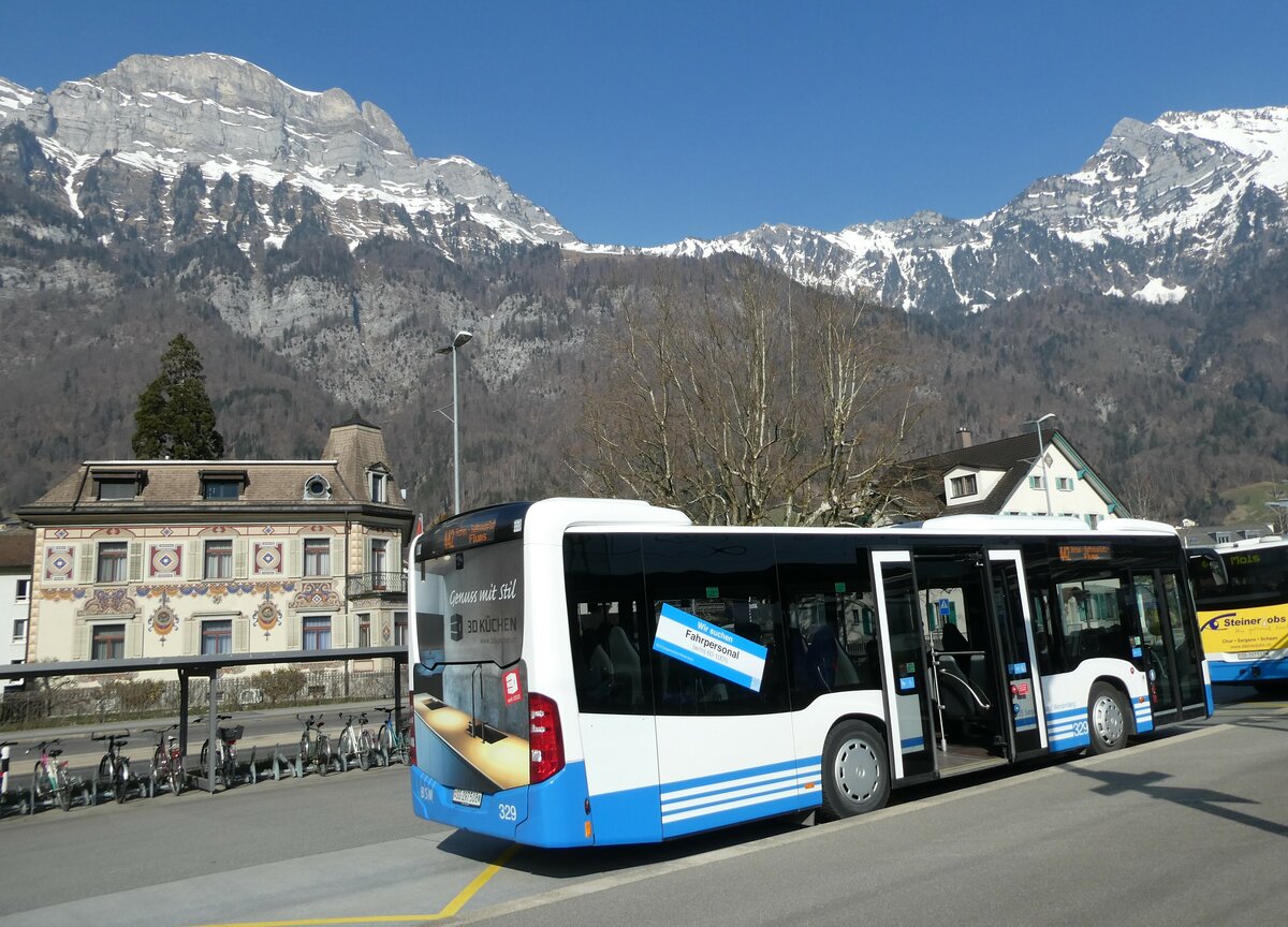 (233'567) - BSW Sargans - Nr. 329/SG 297'508 - Mercedes am 8. M�rz 2022 beim Bahnhof Walenstadt