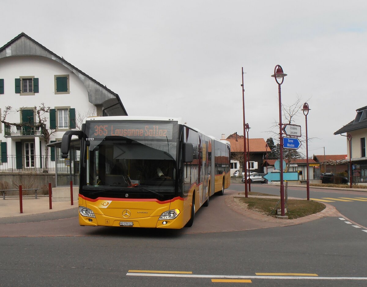 (233'936) - CarPostal Ouest - VD 578'143 - Mercedes am 13. Mrz 2022 in Mzires, Village