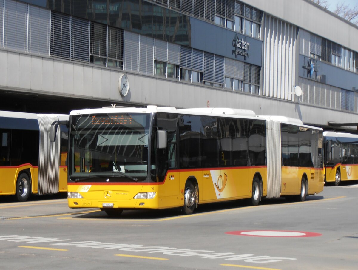 (234'118) - Steiner, Ortschwaben - Nr. 14/BE 336'245 - Mercedes am 28. M�rz 2022 in Bern, Postautostation