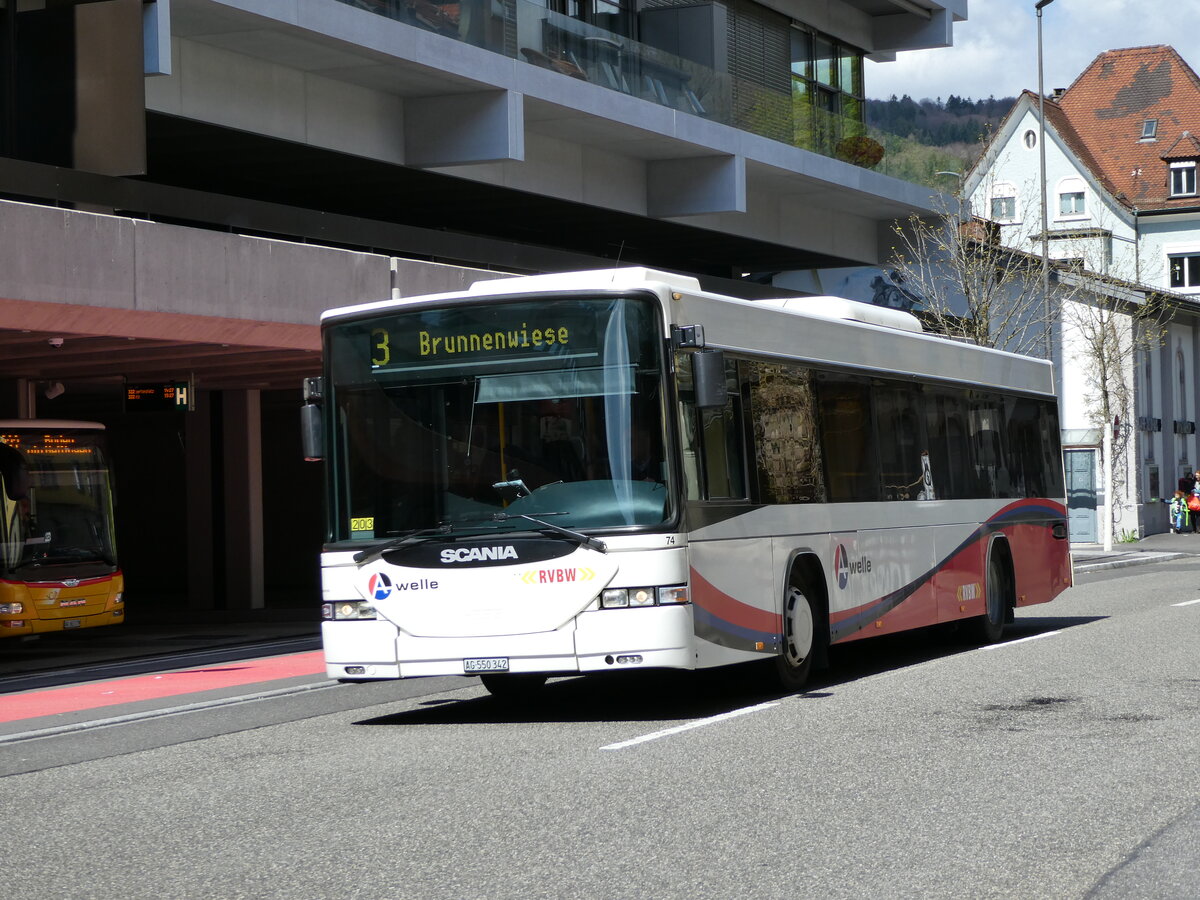 (234'348) - RVBW Wettingen - Nr. 74/AG 550'342 - Scania/Hess am 10. April 2022 in Baden, Postautostation