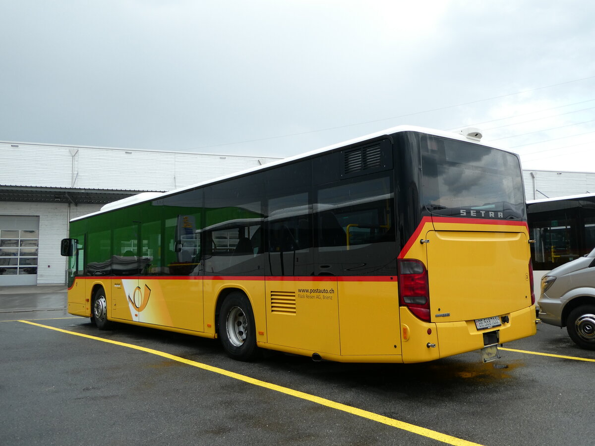 (234'988) - Fl�ck, Brienz - Nr. 3/BE 568'700 - Setra am 30. April 2022 in Kerzers, Interbus