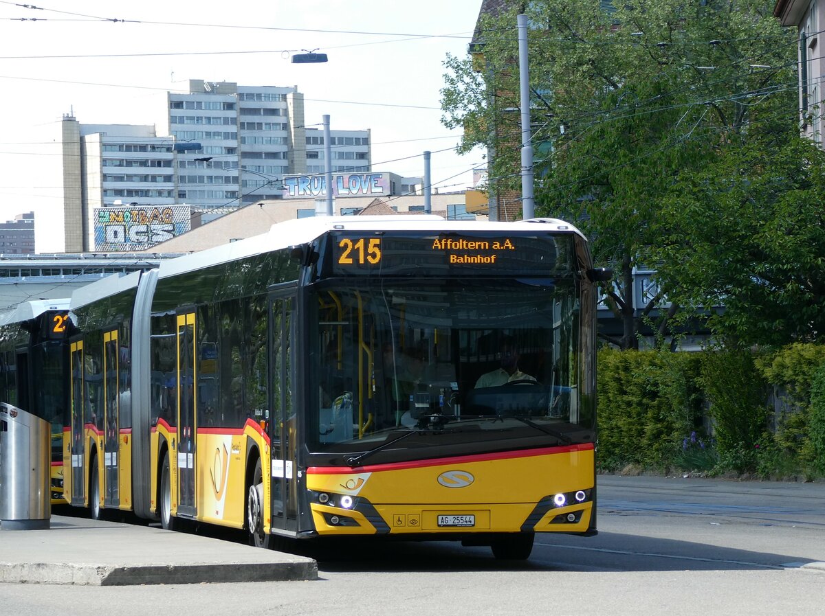 (235'052) - Stutz, Jonen - Nr. 405/AG 25'544 - Solaris am 2. Mai 2022 beim Bahnhof Z�rich-Wiedikon