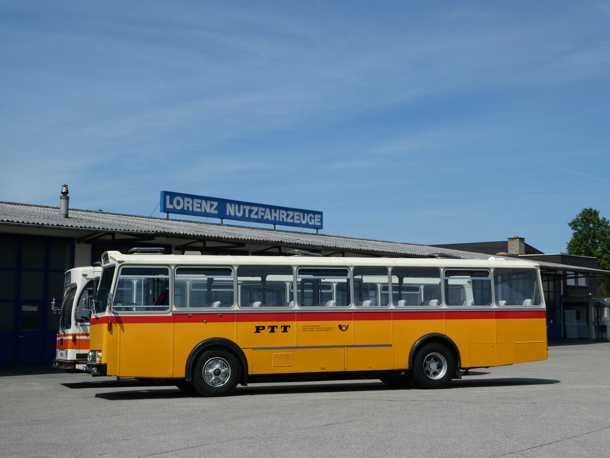 (235'669) - Gast, Reutigen - BE 113'160 - Saurer/Tscher (ex HPTrans, Thusis; ex Mauerhofer, Worb; ex Erni, Schupfart Nr. 3; ex P 24'636) am 15. Mai 2022 in Lyssach, Lorenz