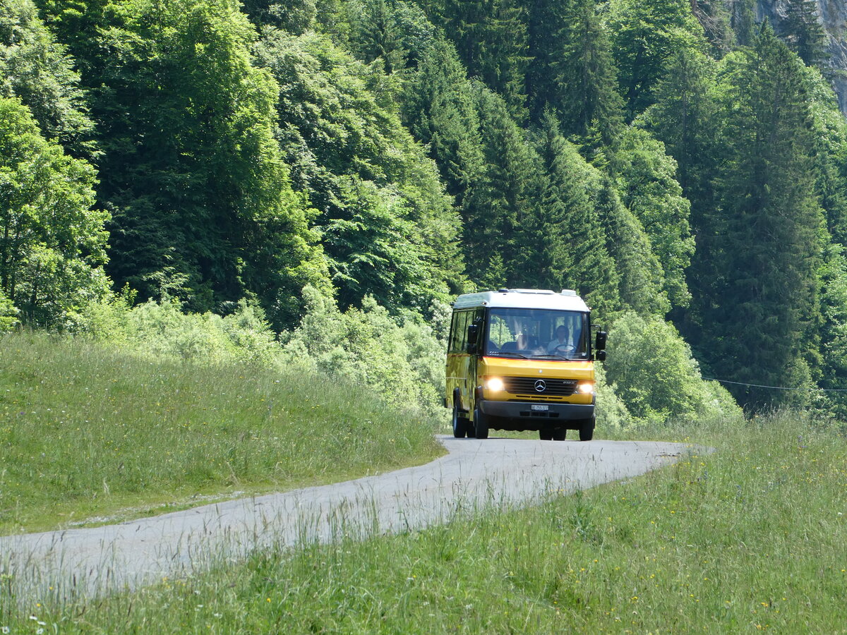 (237'630) - PostAuto Bern - BE 755'377 - Mercedes/Kusters am 26. Juni 2022 in Kiental, Tschingelsee