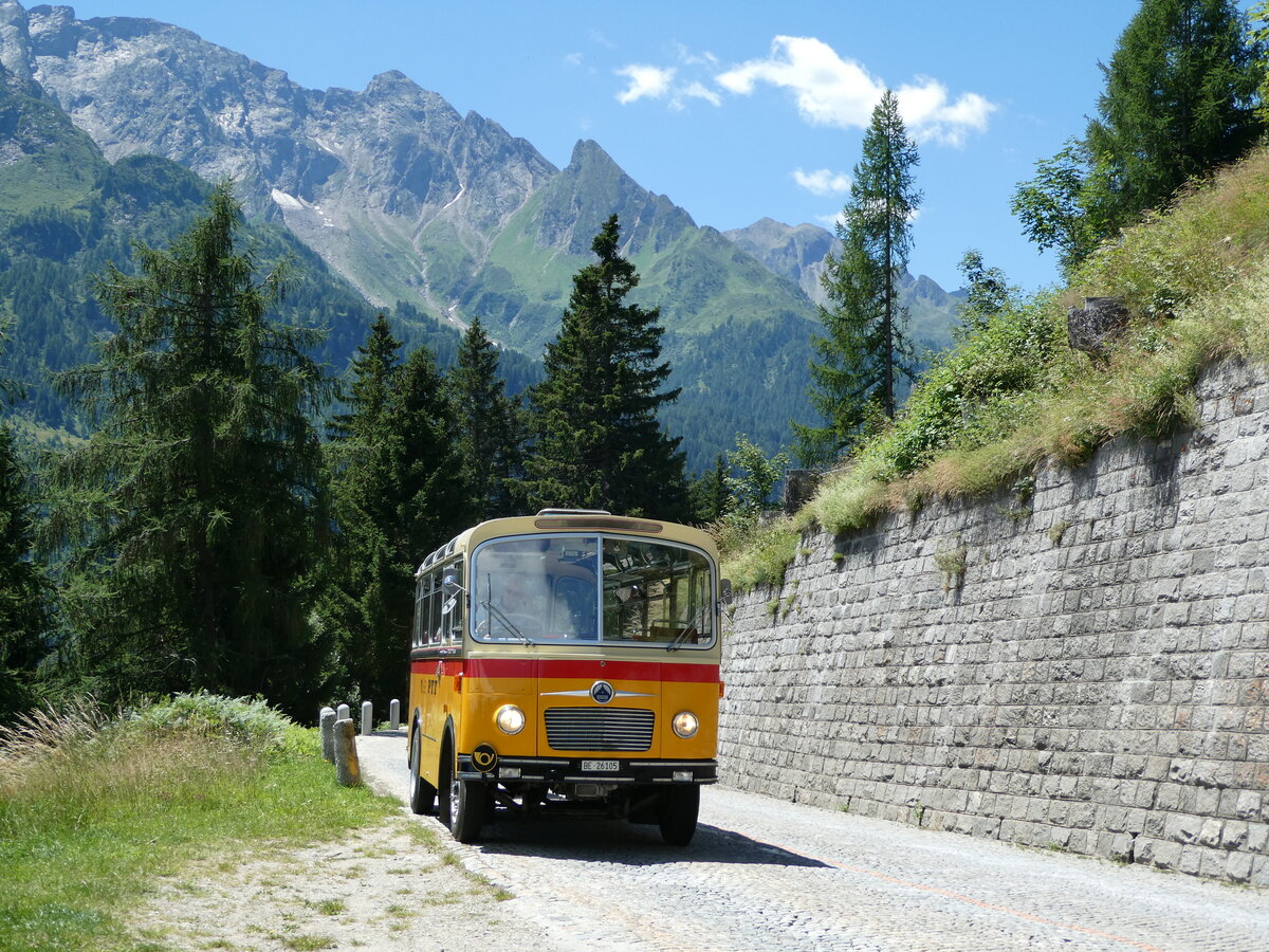 (237'964) - Schmid, Thrishaus - Nr. 9/BE 26'105 - Saurer/R&J (ex Geiger, Adelboden Nr. 9) am 10. Juli 2022 bei Airolo