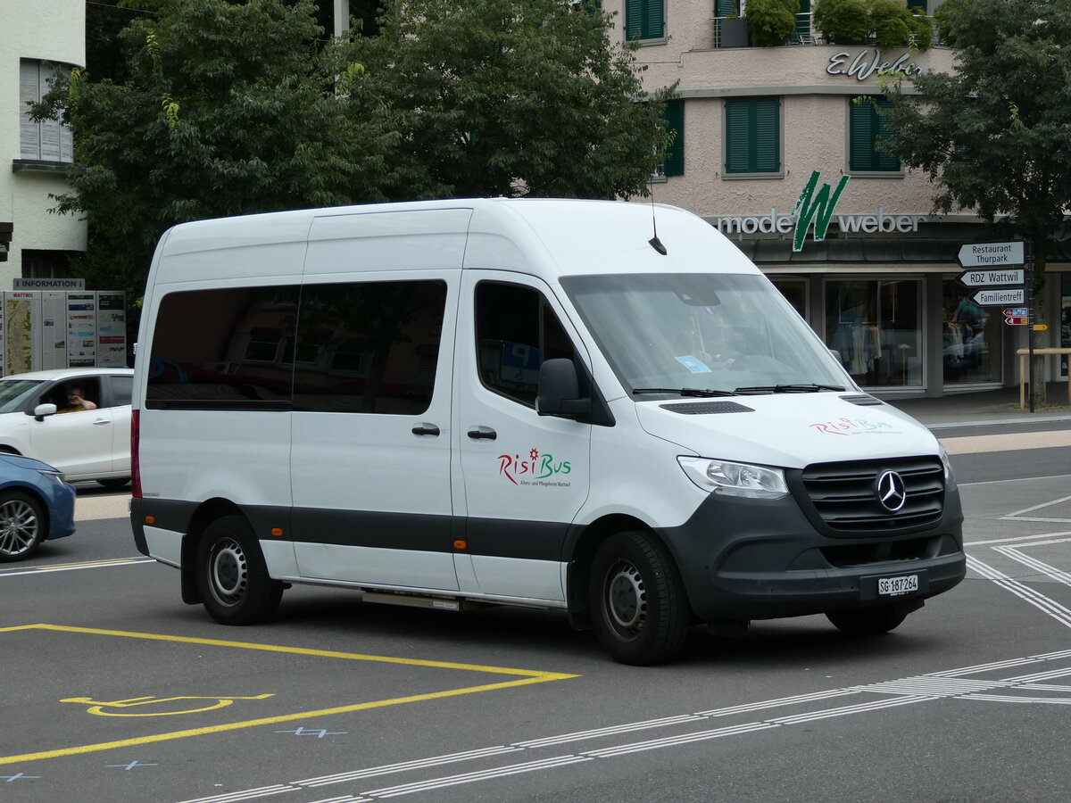 (239'264) - Risi-Bus, Wattwil - SG 187'264 - Mercedes am 20. August 2022 beim Bahnhof Wattwil