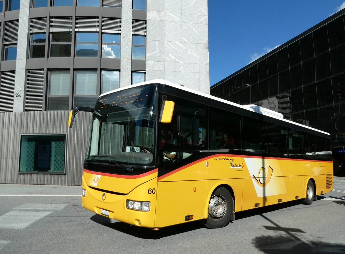 (239'344) - Zerzuben, Visp-Eyholz - Nr. 60/VS 34'202 - Irisbus (ex Nr. 61) am 21. August 2022 beim Bahnhof Visp