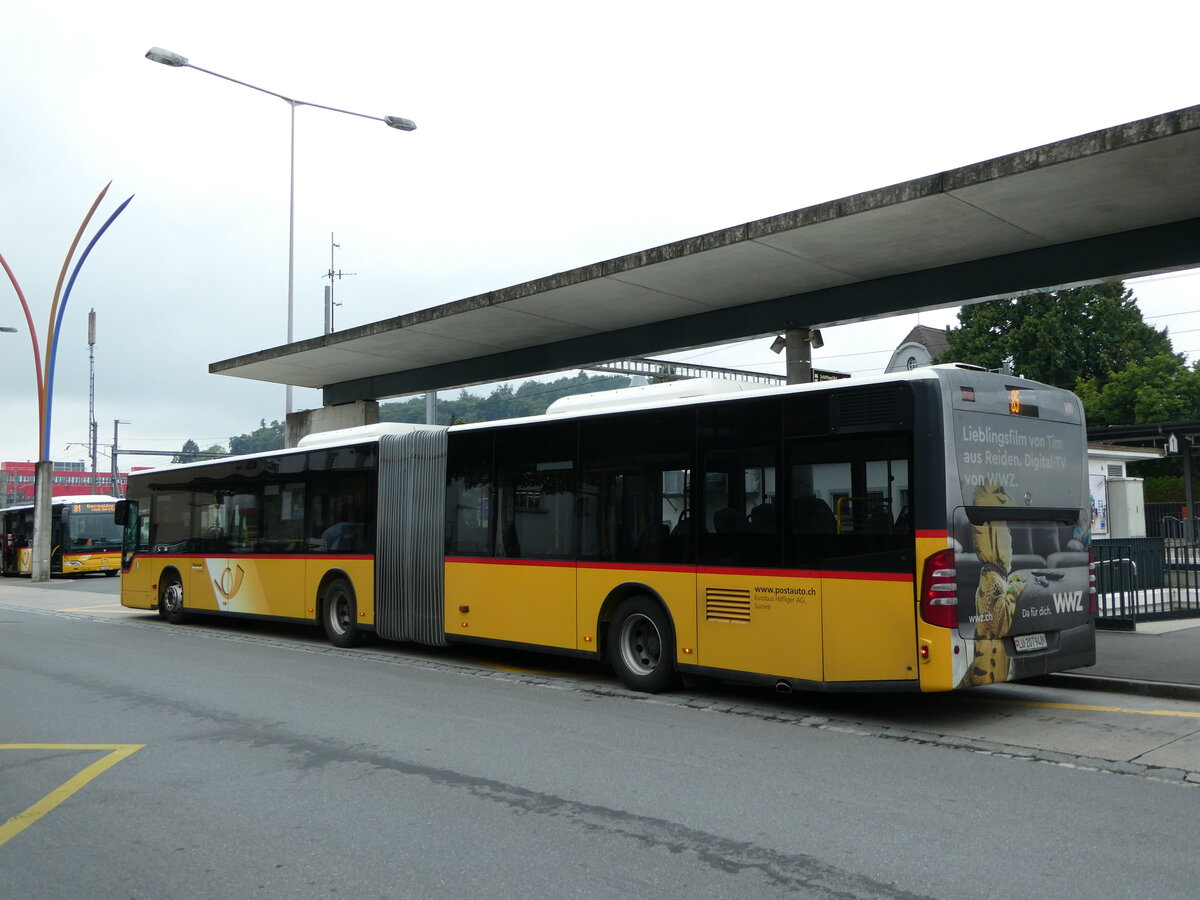(239'507) - H�fliger, Sursee - Nr. 9/LU 207'948 - Mercedes am 27. August 2022 beim Bahnhof Sursee