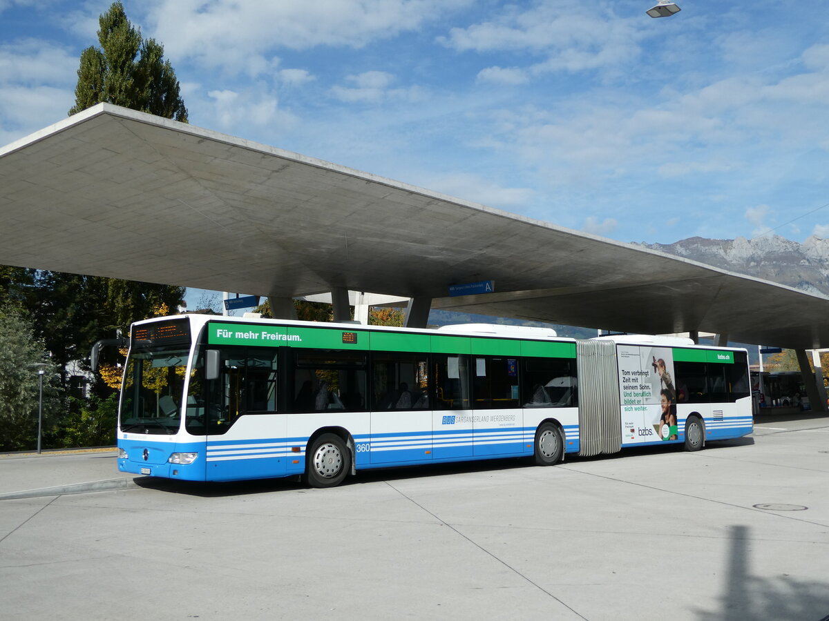 (240'914) - BSW Sargans - Nr. 360/SG 308'601 - Mercedes (ex RTB Altsttten Nr. 360; ex BSW Sargans Nr. 360) am 11. Oktober 2022 beim Bahnhof Buchs