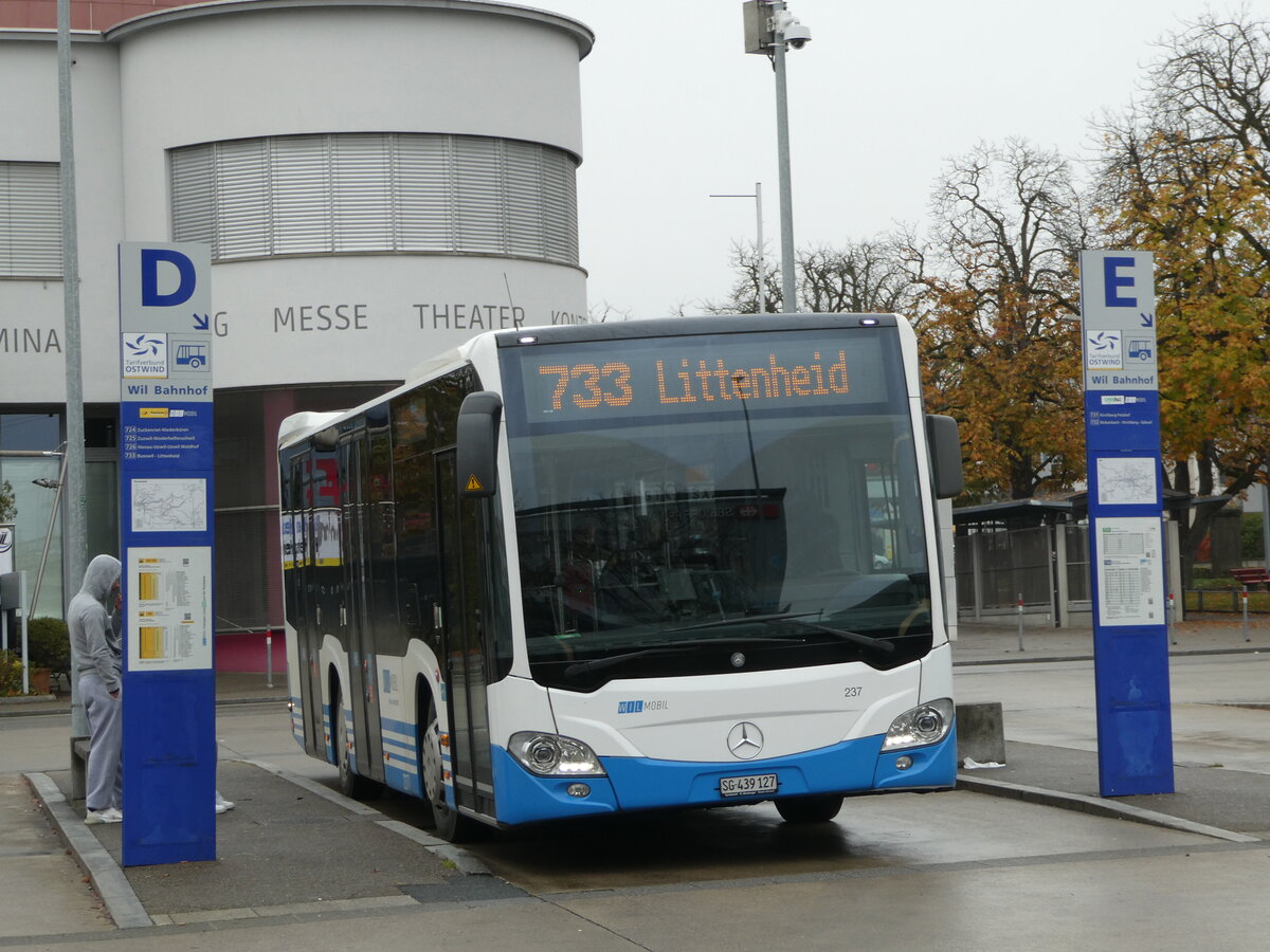 (242'614) - WilMobil, Wil - Nr. 237/SG 439'127 - Mercedes am 13. November 2022 beim Bahnhof Wil