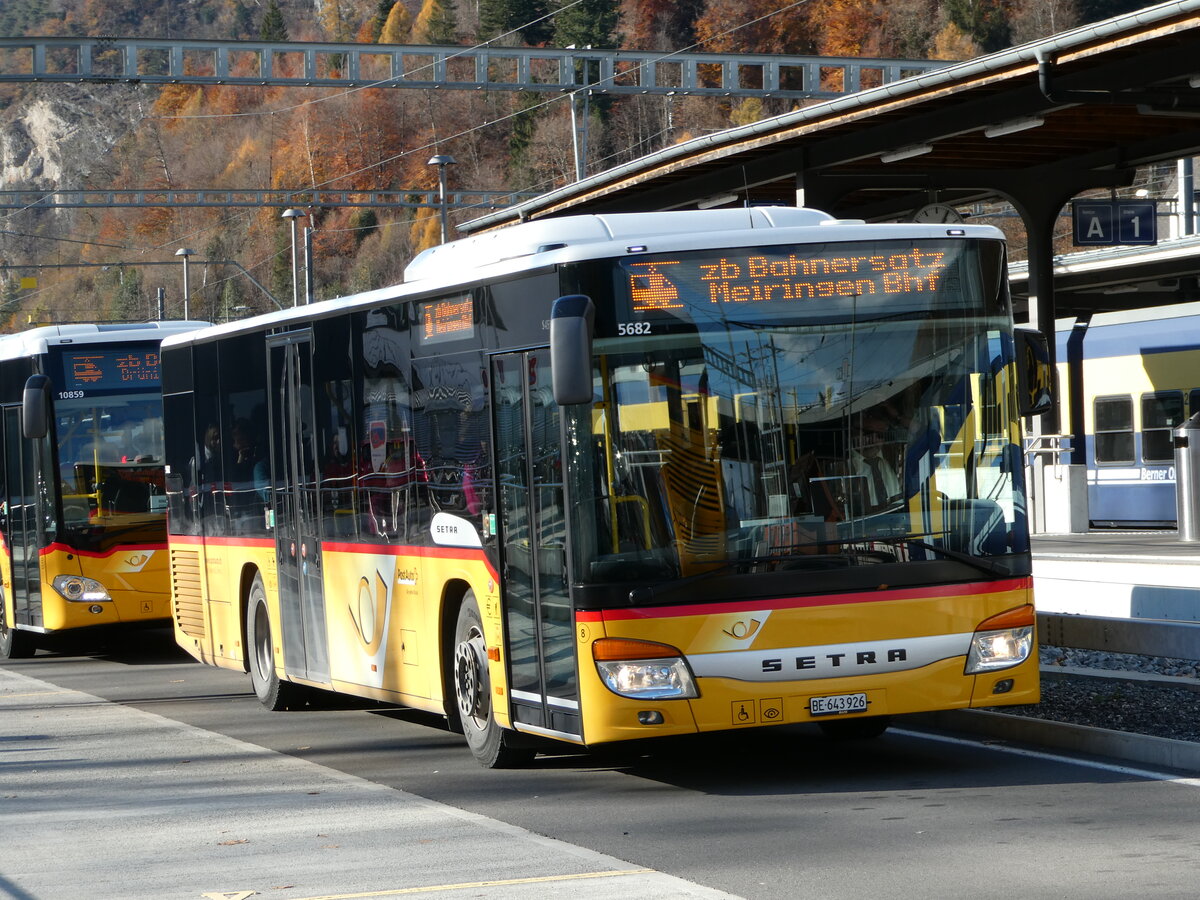 (243'041) - Fl�ck, Brienz - Nr. 8/BE 643'926 - Setra am 20. November 2022 beim Bahnhof Interlaken Ost
