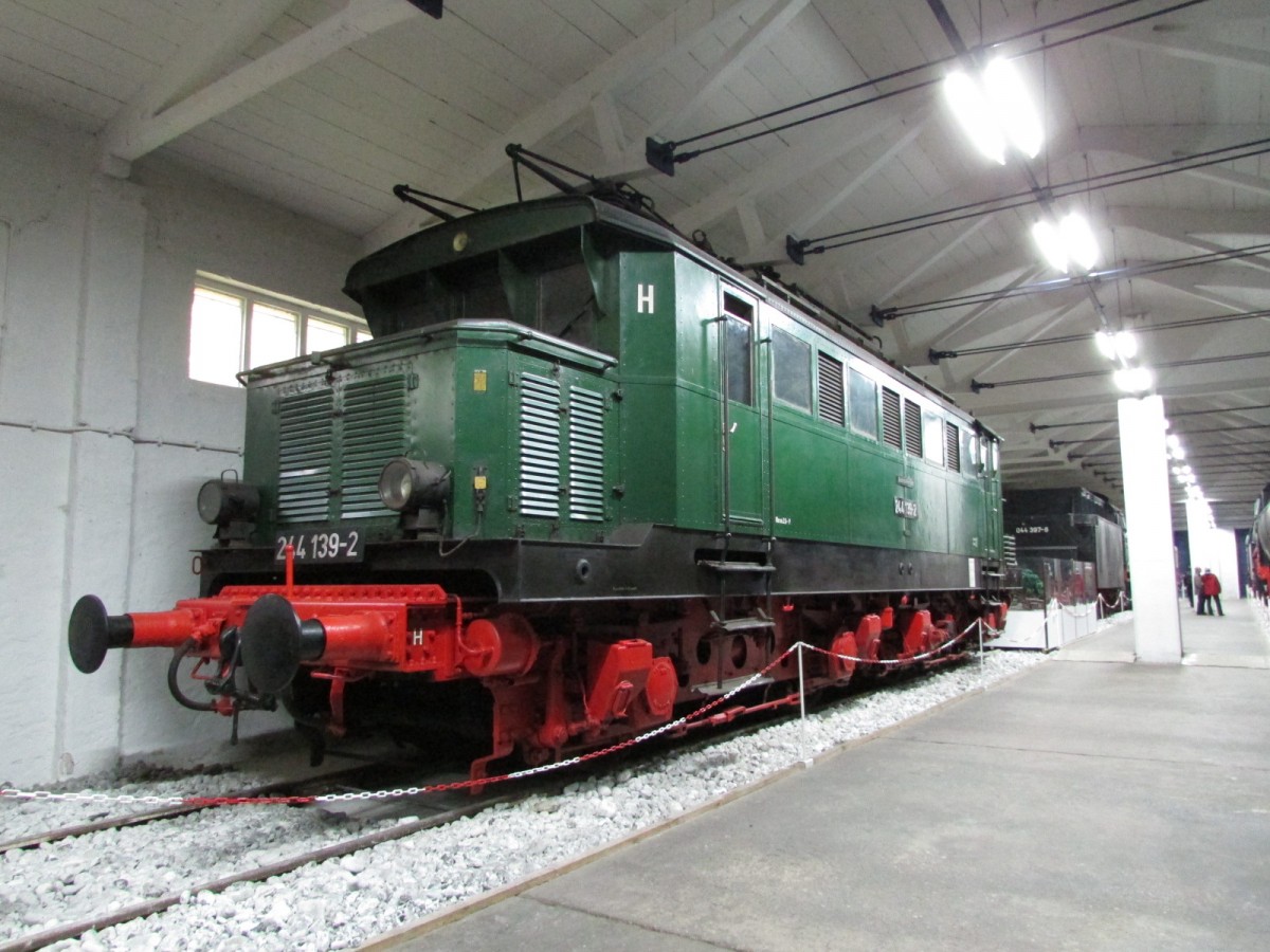 244 139-2 im Technik Museum Prora am 16.Okt.2013