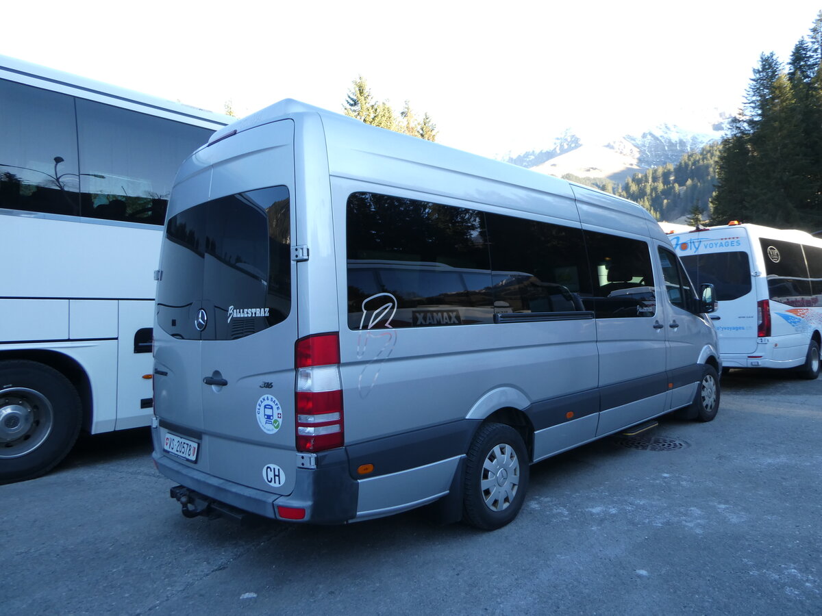 (244'742) - Ballestraz, Gr�ne - VS 20'578 - Mercedes am 7. Januar 2023 in Adelboden, ASB