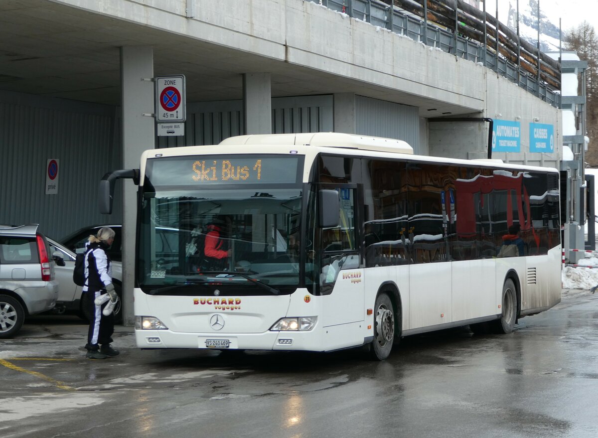(245'041) - Buchard, Leytron - Nr. 71/VS 240'469 - Mercedes (ex MBC Morges Nr. 80) am 14. Januar 2023 in La Tzoumaz, T�l�cabine
