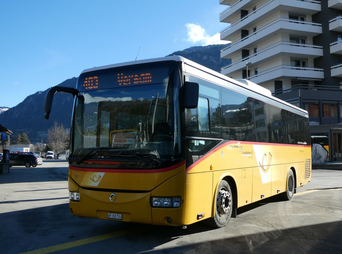 (245'111) - PostAuto Graub�nden - Nr. 27/GR 158'724/PID 5164 - Irisbus (ex Fontana, Ilanz Nr. 27; ex Fontana, Ilanz Nr. 7) am 18. Januar 2023 beim Bahnhof Ilanz