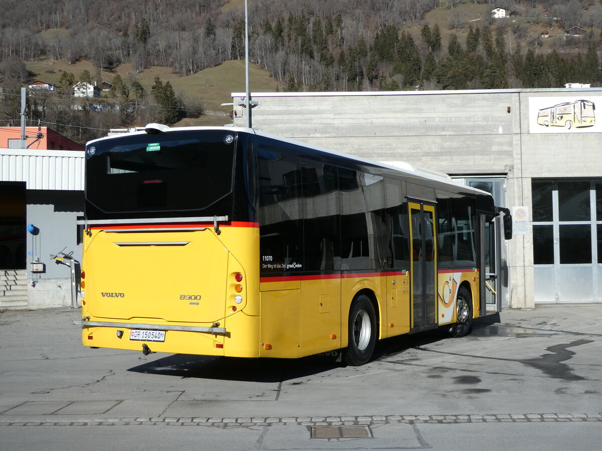 (245'121) - PostAuto Graub�nden - Nr. 51/GR 150'540/PID 11'070 - Volvo (ex Buchli, Versam) am 18. Januar 2023 in Ilanz, Garage