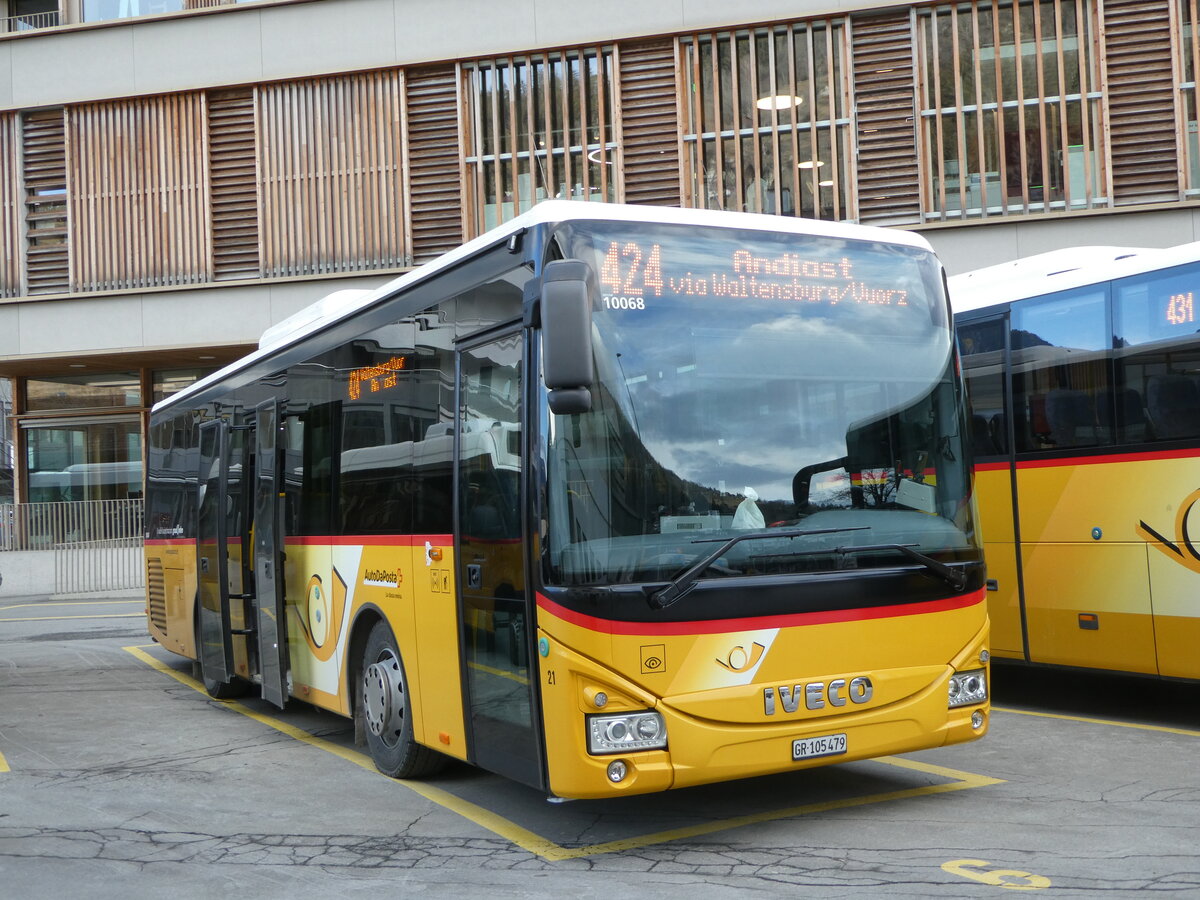 (245'161) - PostAuto Graub�nden - Nr. 21/GR 105'479/PID 10'068 - Iveco (ex Fontana, Ilanz Nr. 21) am 18. Januar 2023 beim Bahnhof Ilanz