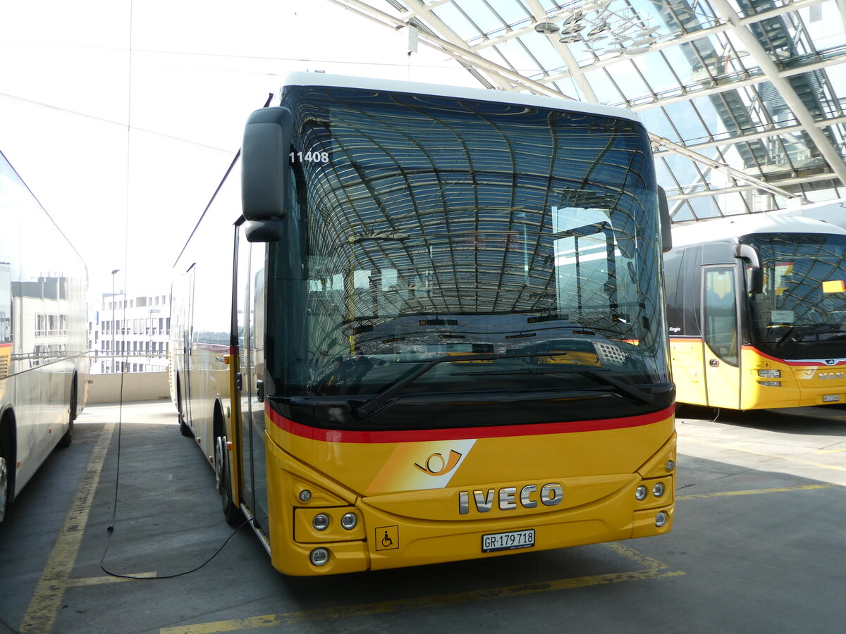 (246'819) - PostAuto Graubnden - GR 179'718/PID 11'408 - Iveco am 3. Mrz 2023 in Chur, Postautostation