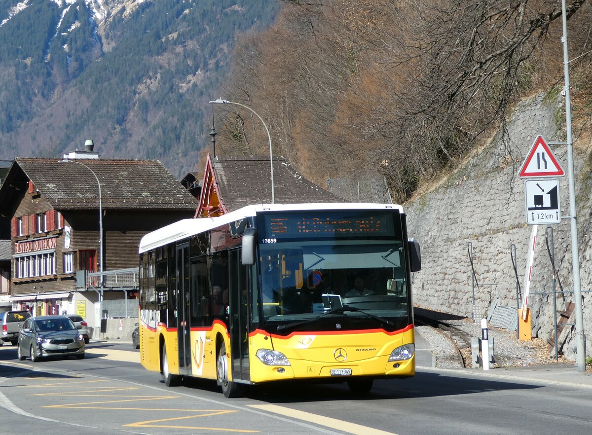 (247'407) - Fl�ck, Brienz - Nr. 5/BE 113'349/PID 10'859 - Mercedes am 18. M�rz 2023 beim Bahnhof Brienz