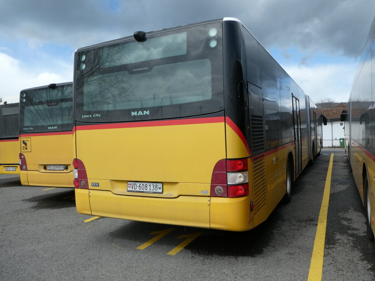 (247'668) - CarPostal Ouest - VD 608'138/PID 5012 - MAN (ex NE 165'376; ex VD 495'042) am 25. M�rz 2023 in Yverdon, Garage