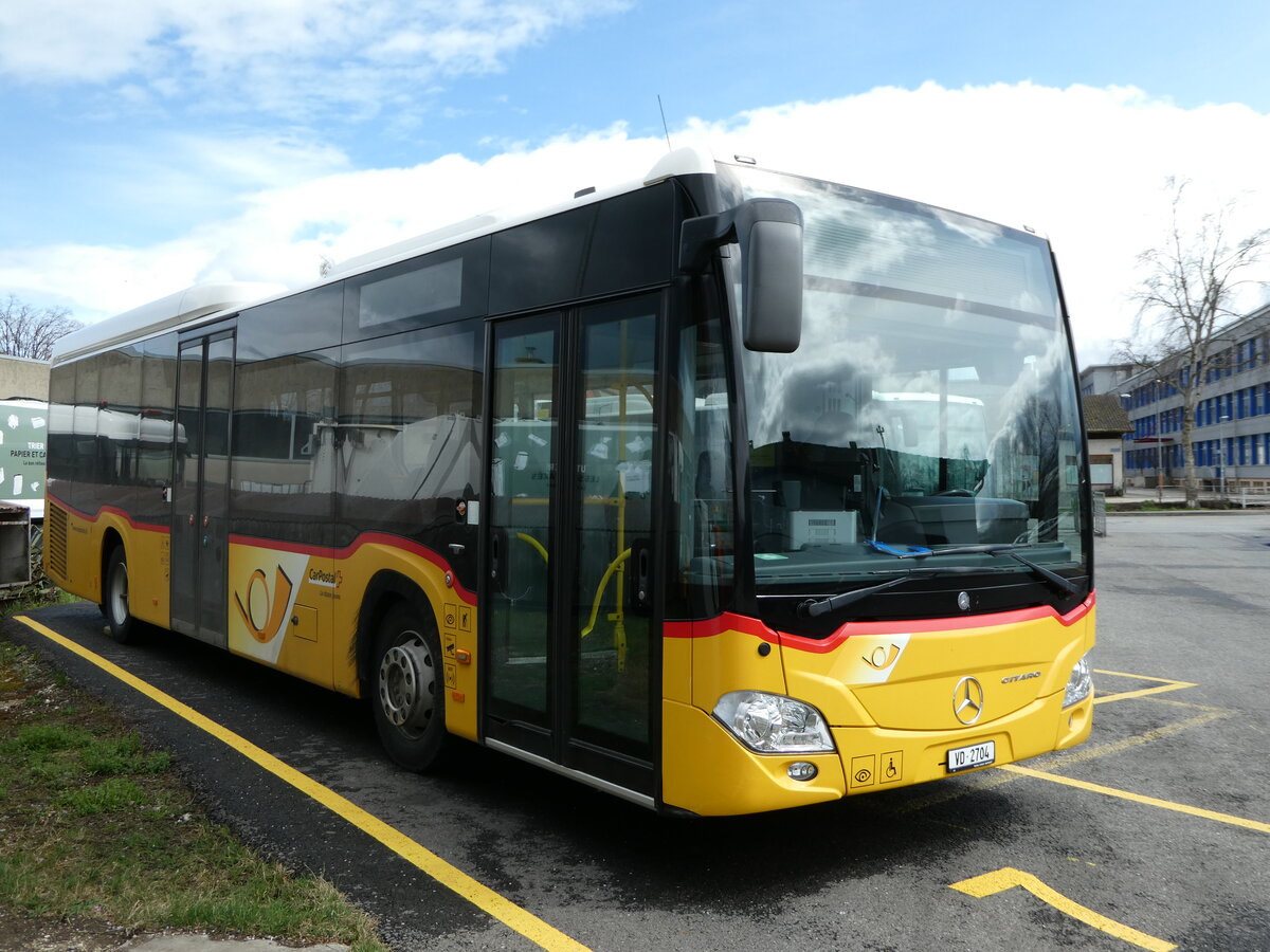 (247'676) - CarPostal Ouest - VD 2704/PID 10'527 - Mercedes (ex TPB, S�deilles) am 25. M�rz 2023 in Yverdon, Garage 