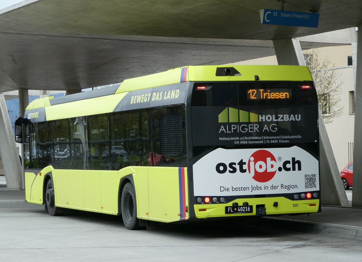 (248'471) - Aus Liechtenstein: BOS PS Anstalt, Vaduz - Nr. 531/FL 40'216 - Solaris am 13. April 2023 beim Bahnhof Buchs