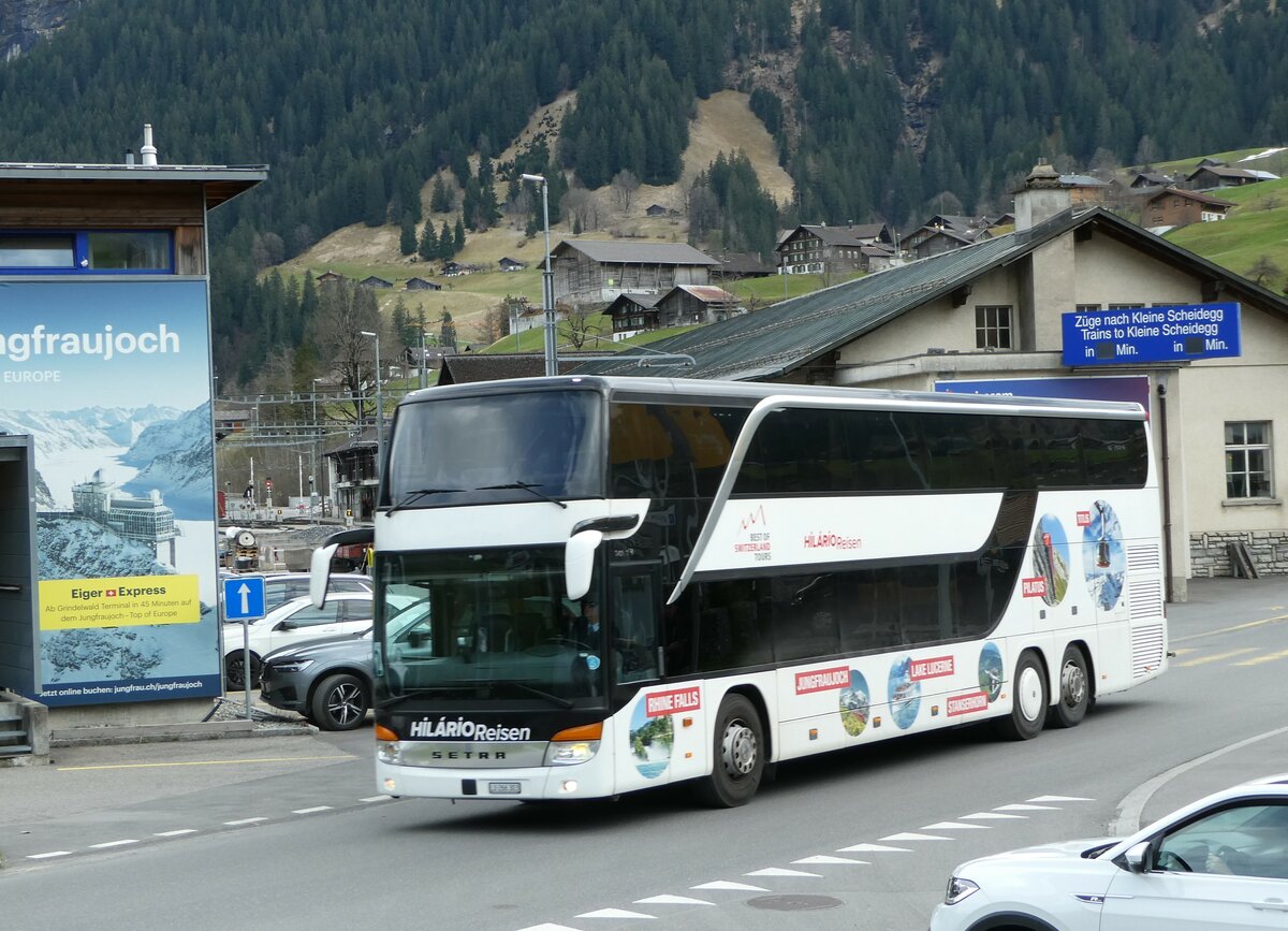 (248'834) - Hil�rio, Sch�tz - LU 266'303 - Setra am 18. April 2023 in Grindelwald, Grund