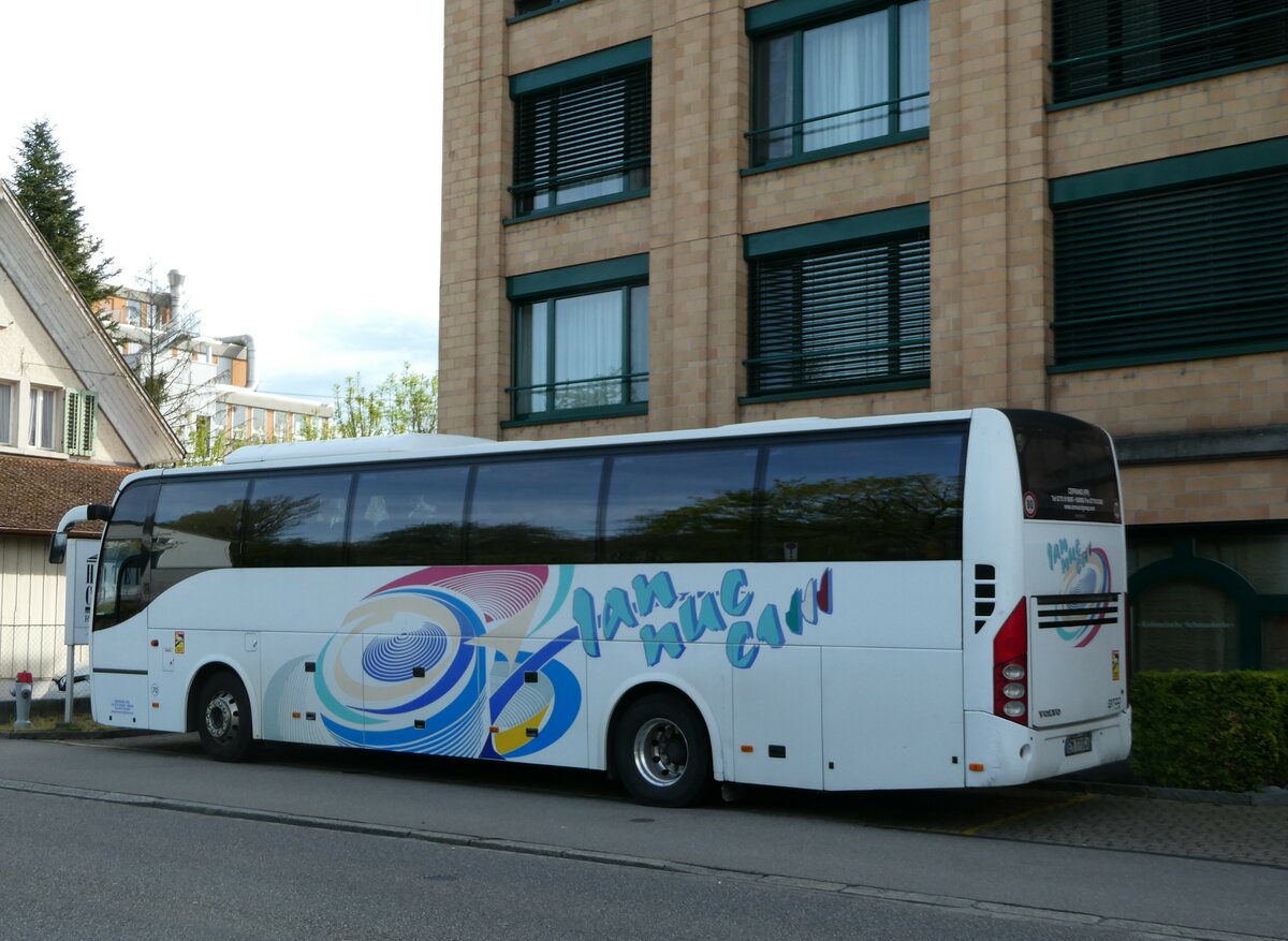 (249'278) - Aus Italien: Iannucci, Ceprano - Nr. 70/EM-770 GA - Volvo am 29. April 2023 in Dietikon, Hotel Conti