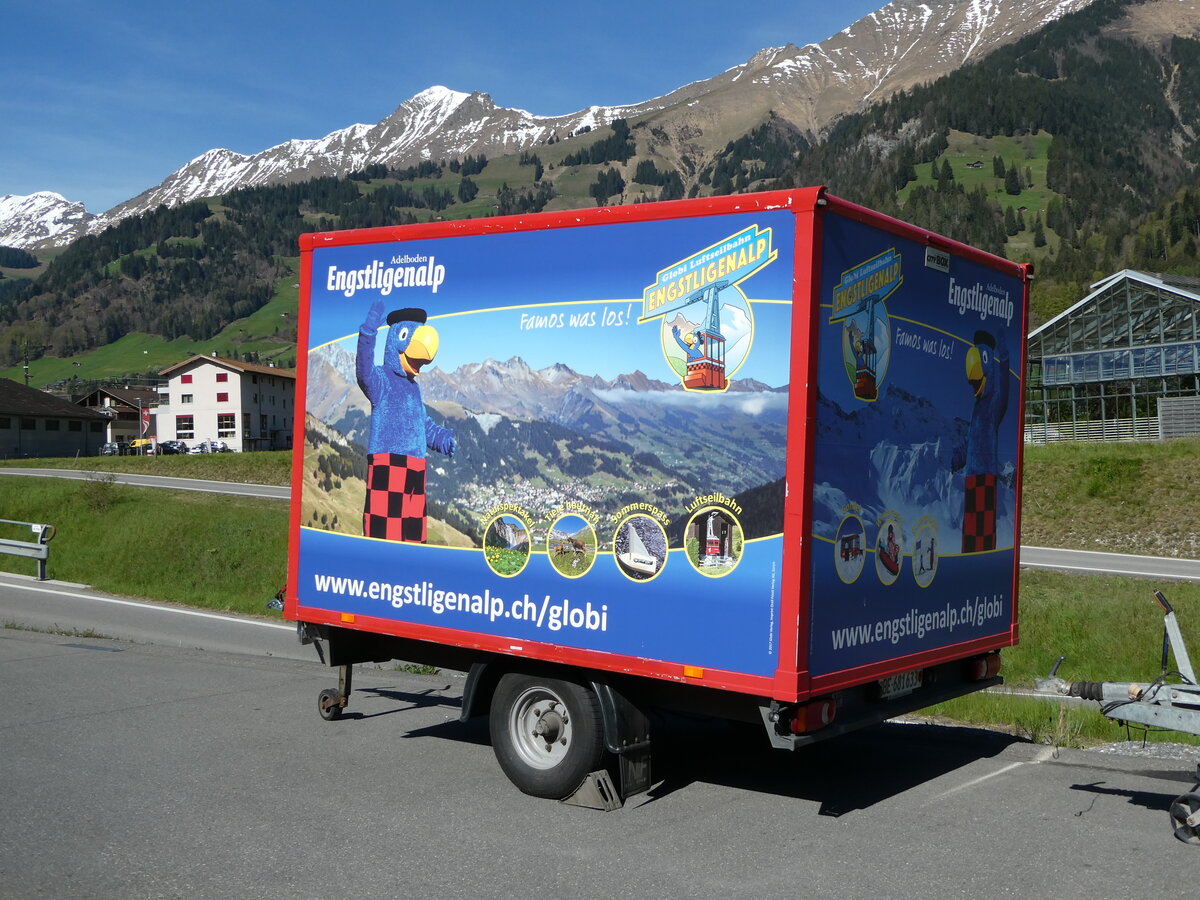 (249'535) - AFA Adelboden - Nr. 71/BE 681'633 - Niederhauser Gep�ckanh�nger am 4. Mai 2023 in Frutigen, Garage