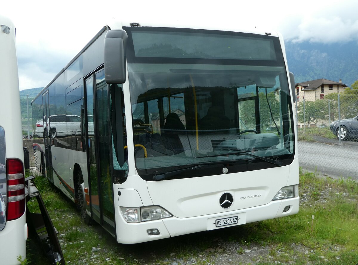 (249'998) - Kostadinovic, Monthey - VS 538'942 - Mercedes (ex Limmat Bus, Dietikon) am 13. Mai 2023 in Massongex, Rte. Du Chablais
